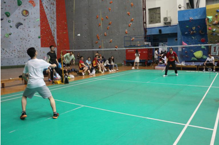PG国际第三届羽毛球师生联谊赛顺利举办